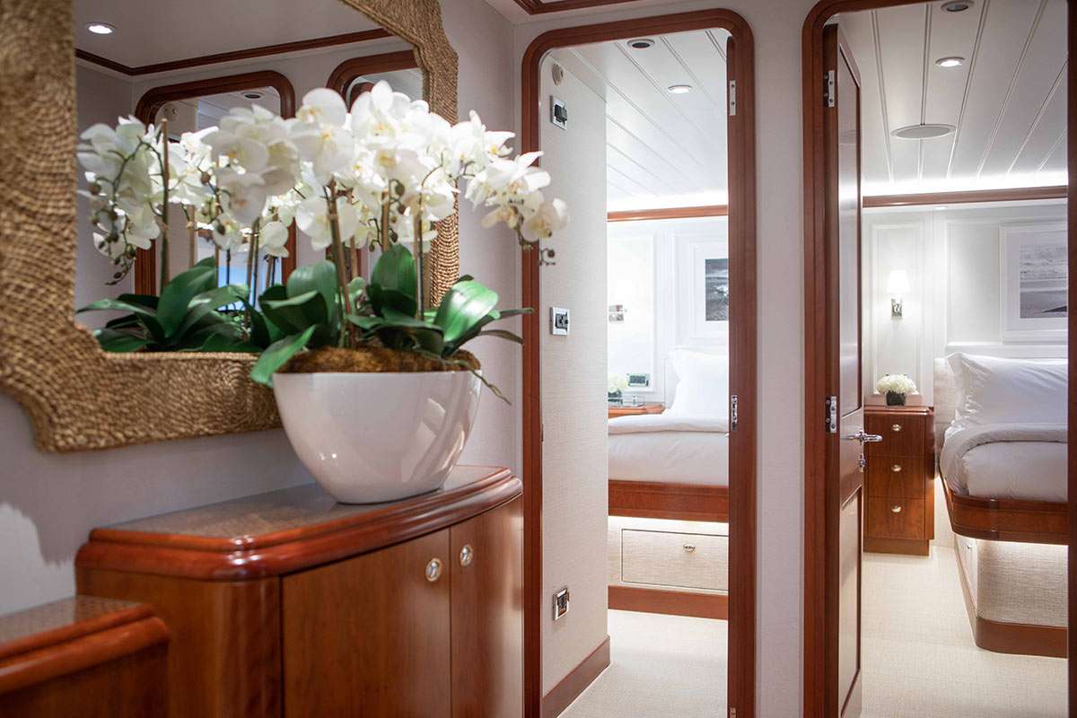 112′ Westport Yacht Montrachet Lower Foyer