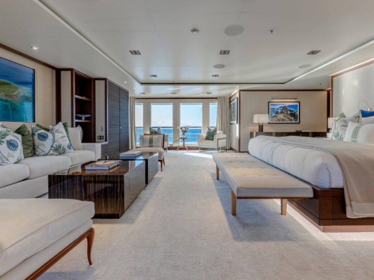 73M Admiral Primary Suite after