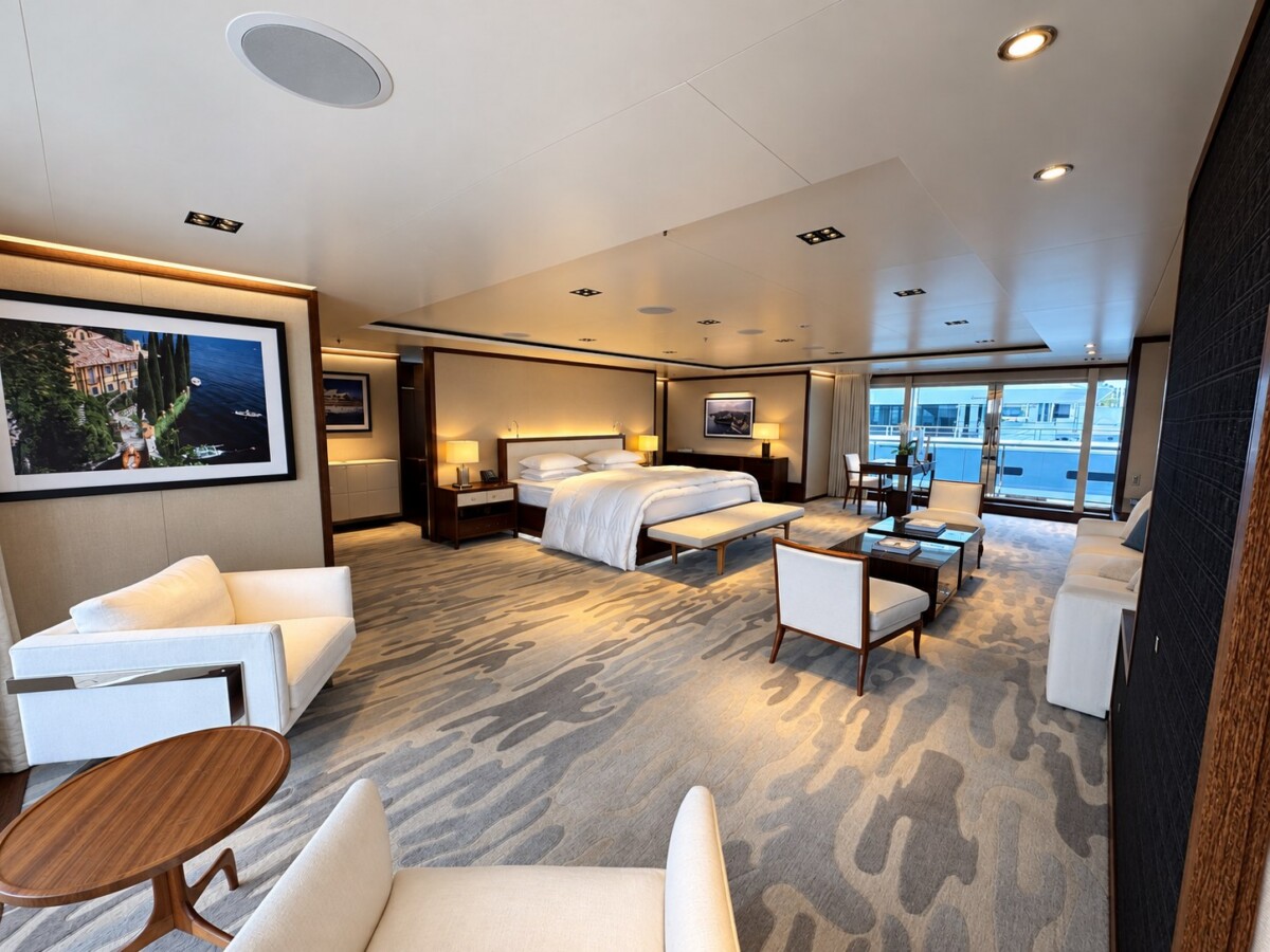 73M Admiral Primary Suite before