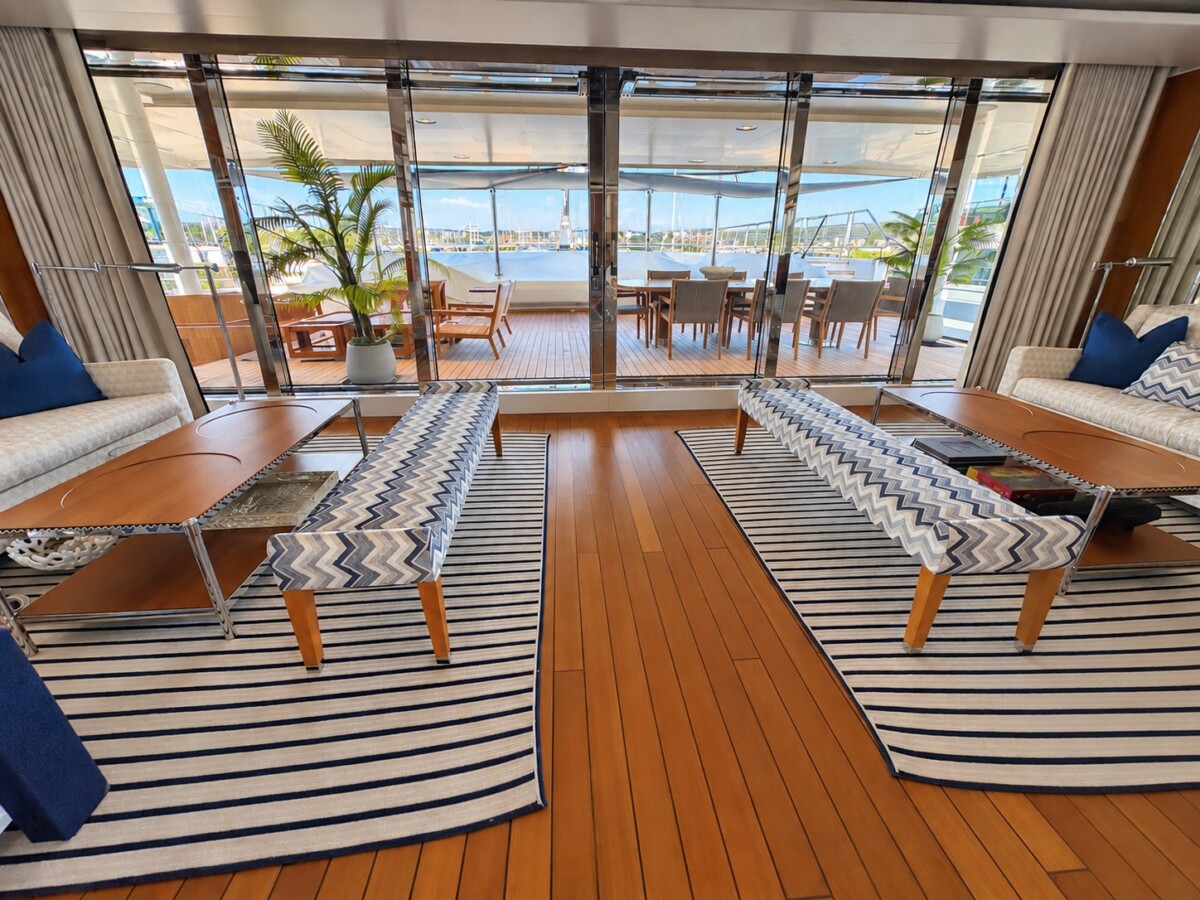 73M Admiral Sky Lounge before