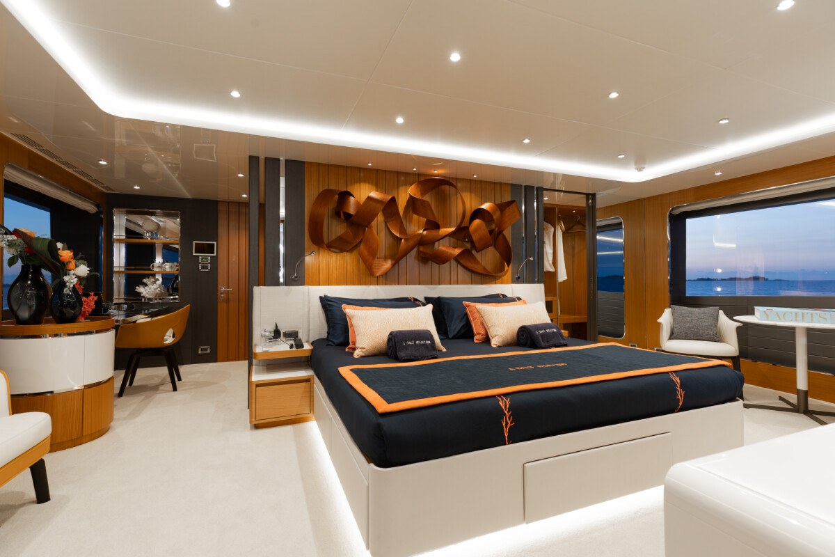 Ocean Alexander A Salt Weapon Master stateroom