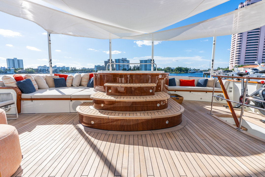 Feadship Calypso sun deck